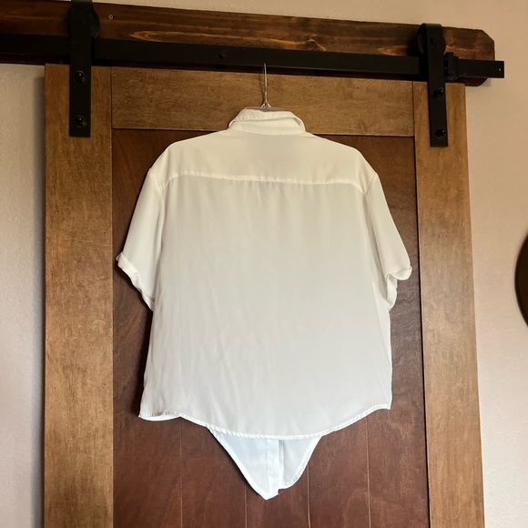 White Sheen Button Up Crop Top! - Picture 4 of 5
